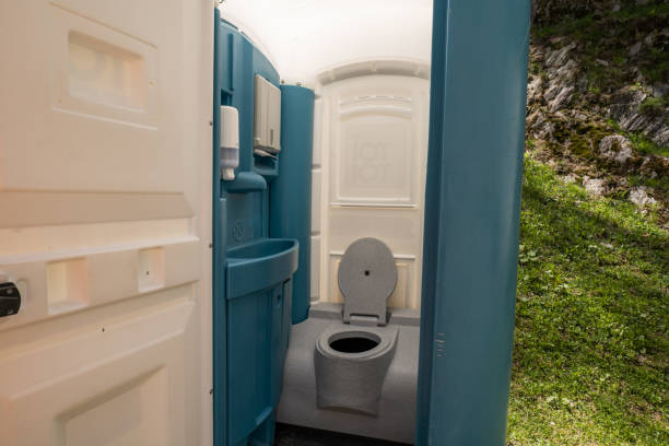 Best Emergency porta potty rental  in Belington, WV